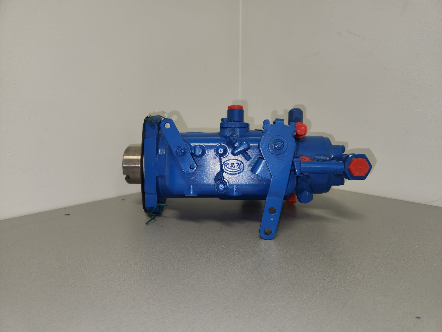 Delphi/Lucas CAV Fuel Pump To Suit Ford Tractor 3233F380